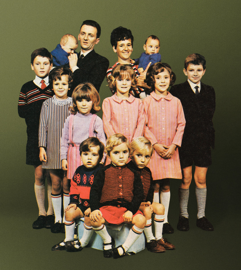 Housewife-of-the-Year-Hero