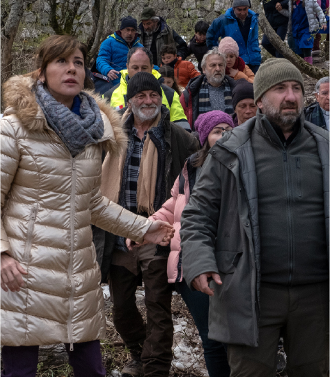 A World Apart-mobile