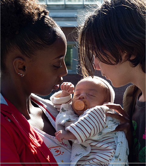 Young Mothers-mobile